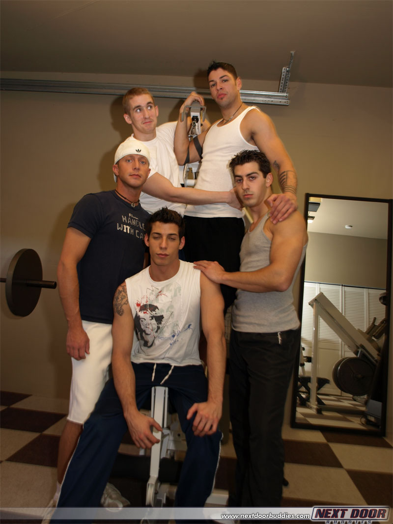 Handsome boys strip and blow each others strong dicks at the gym  
