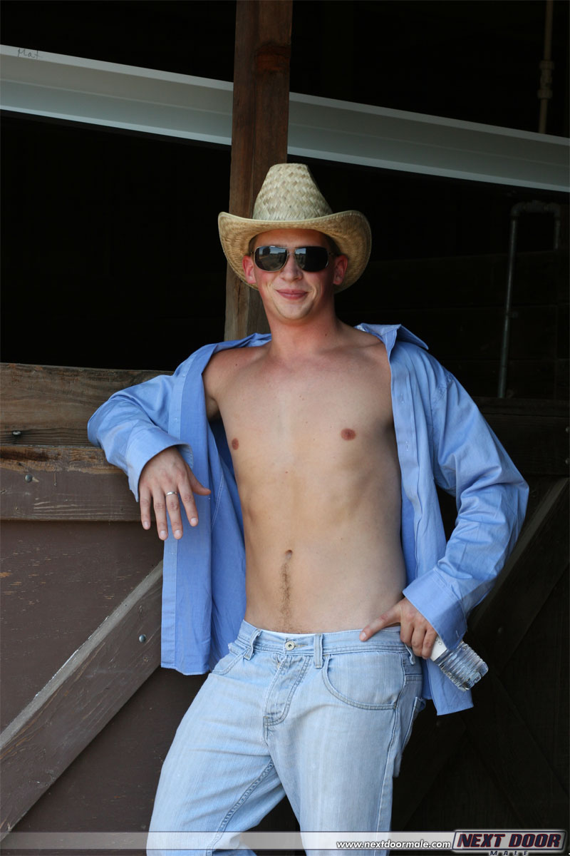 Sexy cowboy Chad Clovis  