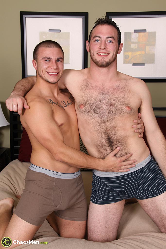 Short inked gay boy Eli Hunter gets screwed roughly by hairy brunette Stone  
