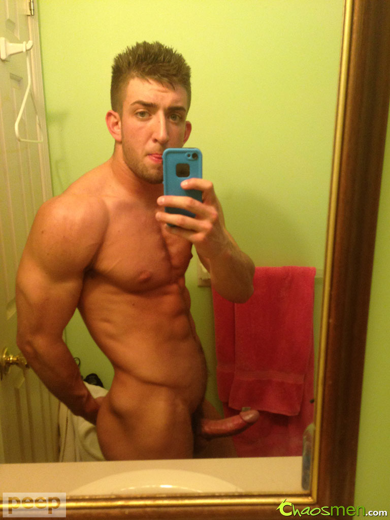 Sexy amateur gay boy Theon takes selfies of his muscular body and big dick  