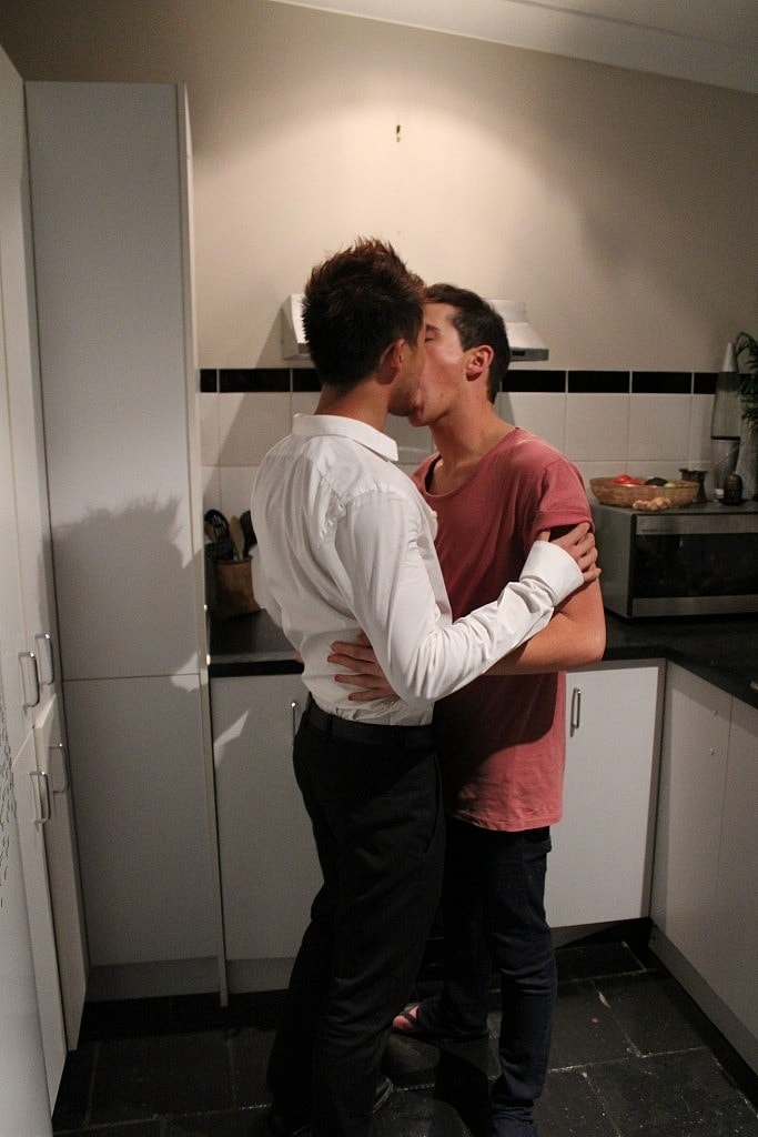 Gay lovers Julian Jiz and Max Shine give each other oral pleasure & masturbate  